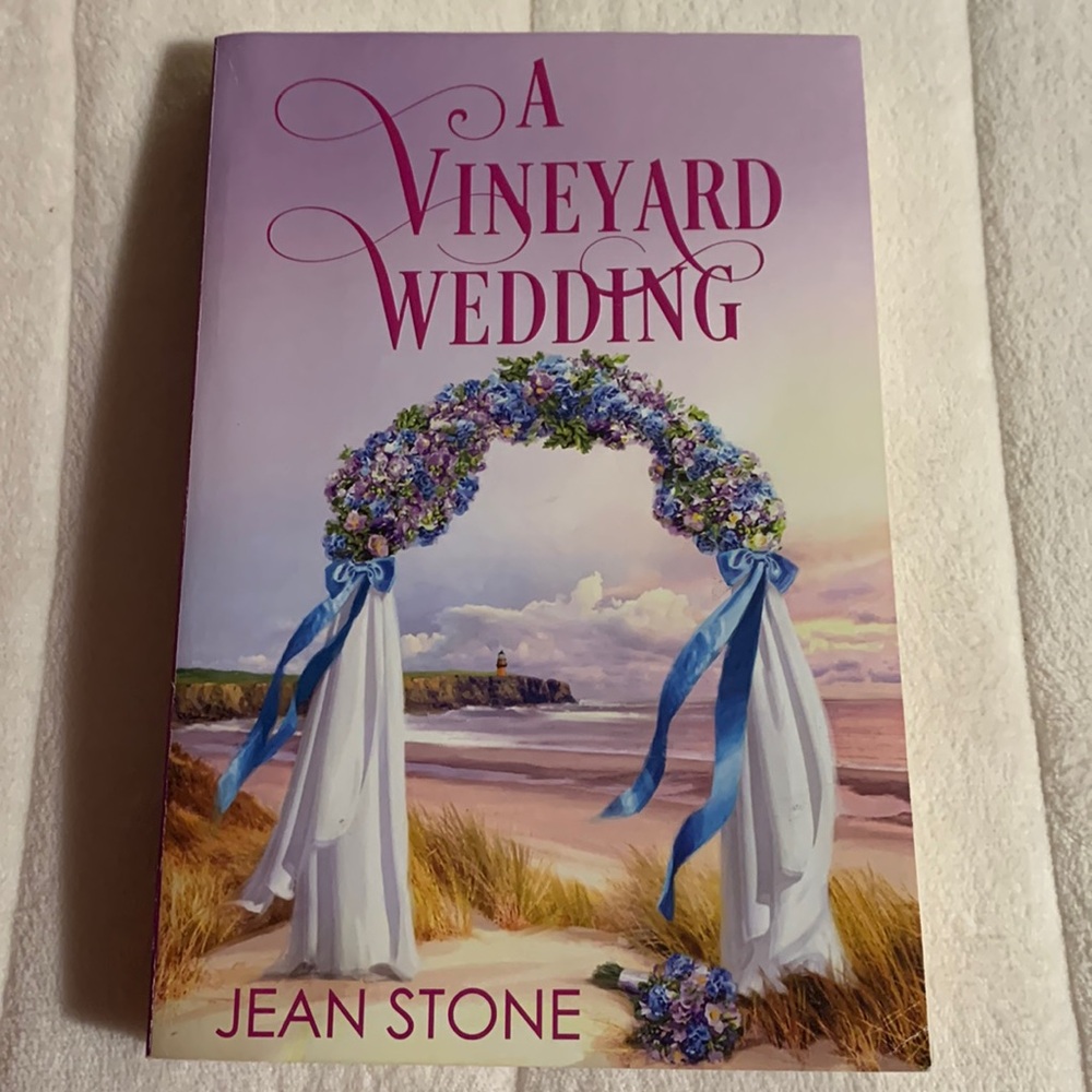 🔥4/$25🔥 A vineyard Wedding. Kidnapping